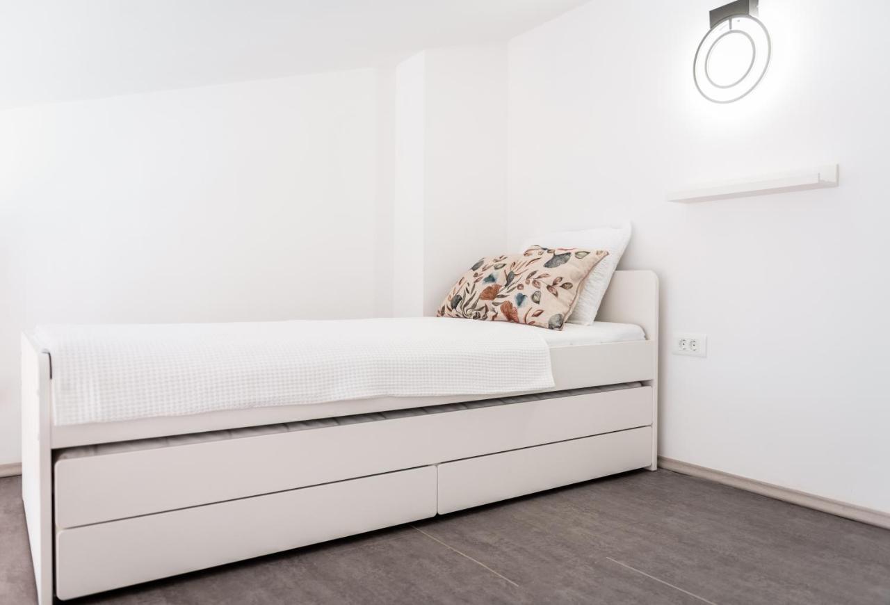 Apartments Matea Duće Extérieur photo